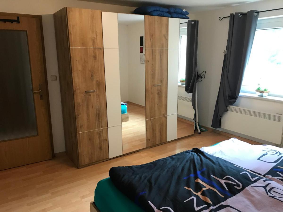 Ferienwohnung Zum Pinguin II Grunewald Exterior foto